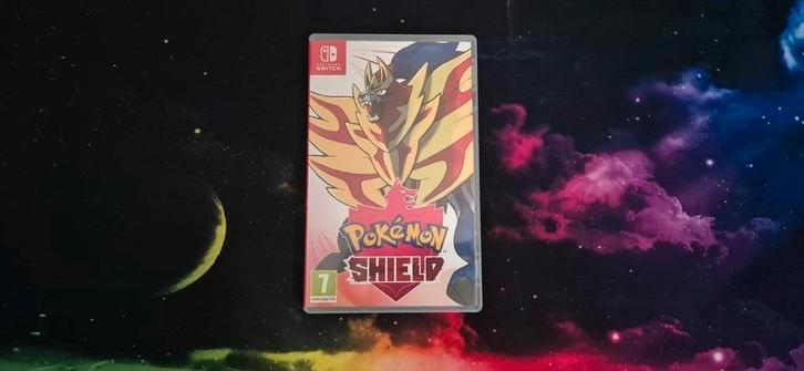 Pokémon Shield - Nintendo Switch, Spelcomputers en Games, Games | Nintendo Switch, Zo goed als nieuw, Role Playing Game (Rpg)
