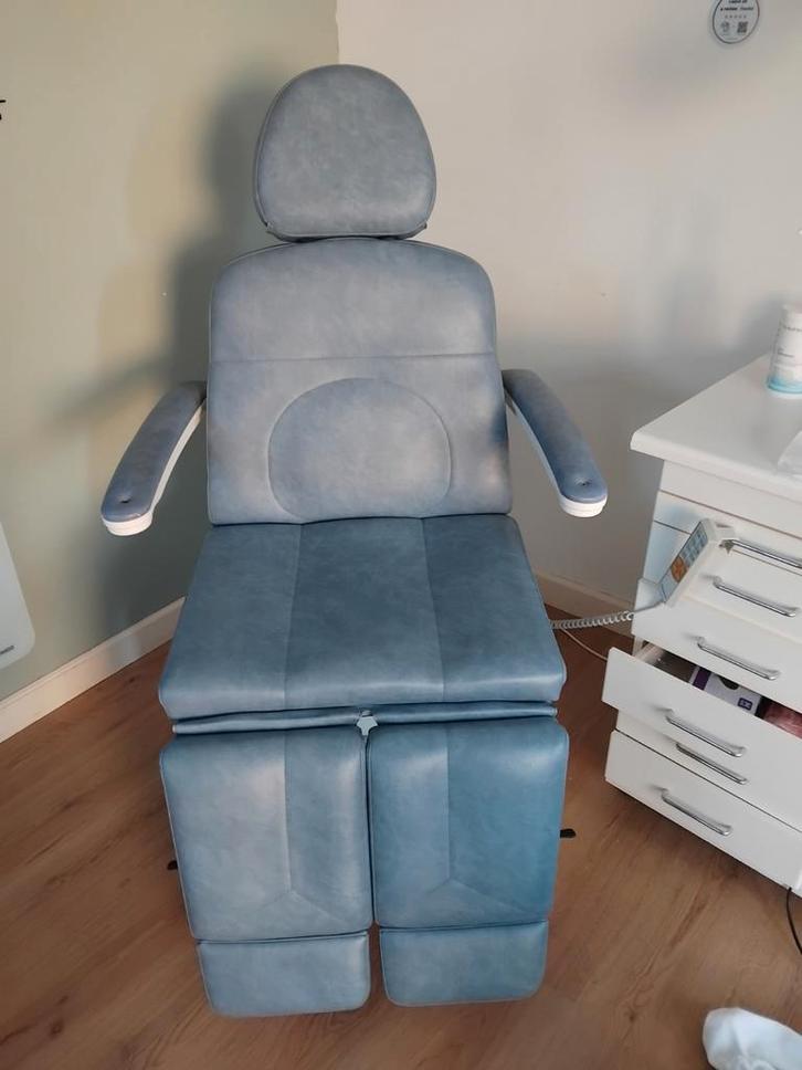 Gharinie behandelstoel, Diensten en Vakmensen, Schoonheidsspecialisten | Pedicure