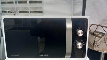 Goedwerkende Samsung magnetron zgan beschikbaar voor biedingen