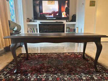 Antieke Houten Salontafel beschikbaar voor biedingen