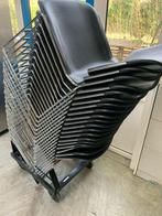 Stapelstoelen met karren: 110 stuks!, Ophalen, Gebruikt, Vijf, Zes of meer stoelen