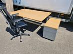 Ahrend essa bureau 160x100 of complete werkplek ( 20x ), Huis en Inrichting, Bureaus, In hoogte verstelbaar, Zo goed als nieuw