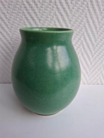 04 ADCO gladde bolle vaas, nr. 1003 groen, ong. H 15,5 cm beschikbaar voor biedingen