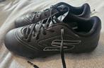 Voetbalschoenen skechers zgan 35, Sport en Fitness, Voetbal, Maat XS of kleiner, Ophalen of Verzenden, Zo goed als nieuw, Schoenen