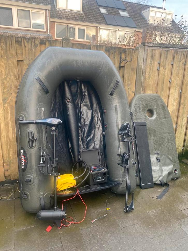 Raptor fast 180 boot compleet set, Watersport en Boten, Hengelsport | Karpervissen, Zo goed als nieuw, Overige typen, Ophalen