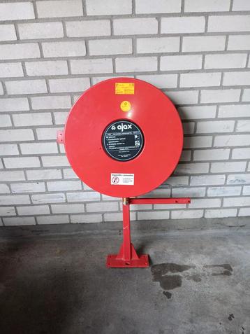 Brandhaspel op standaard/voet  beschikbaar voor biedingen