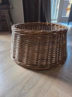 Kerstboom met mand, Ophalen, Rond