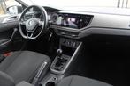Volkswagen Polo 1.0 TSI Comfortline Navigatie/Adaptive cruis, Auto's, Volkswagen, Voorwielaandrijving, 12 maanden, Stof, Gebruikt