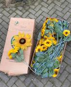 Grote kunst zonnebloem 21x en wat bosjes, Huis en Inrichting, Woonaccessoires | Kunstplanten en Kunstbloemen, Ophalen of Verzenden
