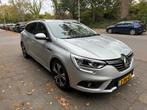 Renault Mégane 1.2 Energy TCe 130pk 2017 Grijs, Auto's, Voorwielaandrijving, Zwart, 4 cilinders, Leder en Stof