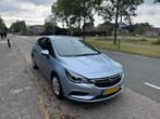 Opel Astra 1.0 Turbo 77kW 5-deurs 2017– Grijs – Nette auto!, Auto's, Stof, 610 kg, 23 km/l, Origineel Nederlands