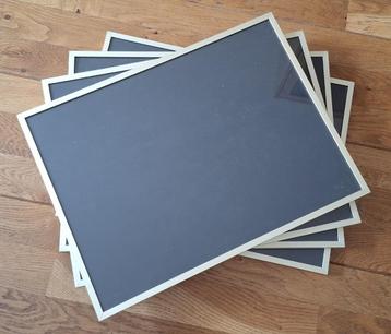 4 wissellijsten goud/bronskleur 40x30cm beschikbaar voor biedingen