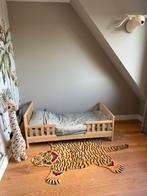 Compleet Kinderbed 140x70 cm - hout - 1 jaar oud - peuterbed, Ophalen, 70 tot 85 cm, Zo goed als nieuw, Lattenbodem