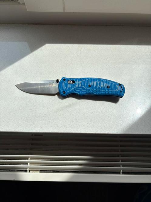 Limited Edition Benchmade 1000001 VOLLI Blue, Verzamelen, Militaria | Algemeen, Overige soorten, Mes of Dolk, Ophalen of Verzenden