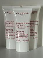 Clarins Exfoliating Body Scrub with Bamboo Powder 30 ml, Ophalen of Verzenden, Nieuw, Bodylotion, Crème of Olie