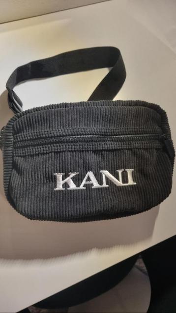 Heuptas | Cross over bag | Karl Kani beschikbaar voor biedingen