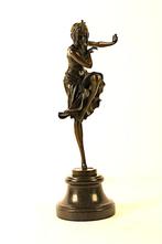 Bronzen beeld art-decostijl van een "Danseres" D H Chiparus, Antiek en Kunst, Ophalen of Verzenden