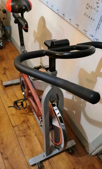 Spinningfiets / hometrainer beschikbaar voor biedingen