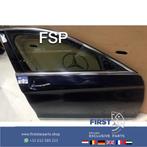 W205 S205 DEUR RECHTS VOOR PORTIER C Klasse BLAUW 2014-2020, Auto-onderdelen, Rechts, Gebruikt, Deur, Mercedes-Benz
