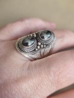 Maat 18 - Mooie zilveren (925) ring met HEMATIET, Sieraden, Tassen en Uiterlijk, Ringen, Ophalen, 18 tot 19, Zo goed als nieuw