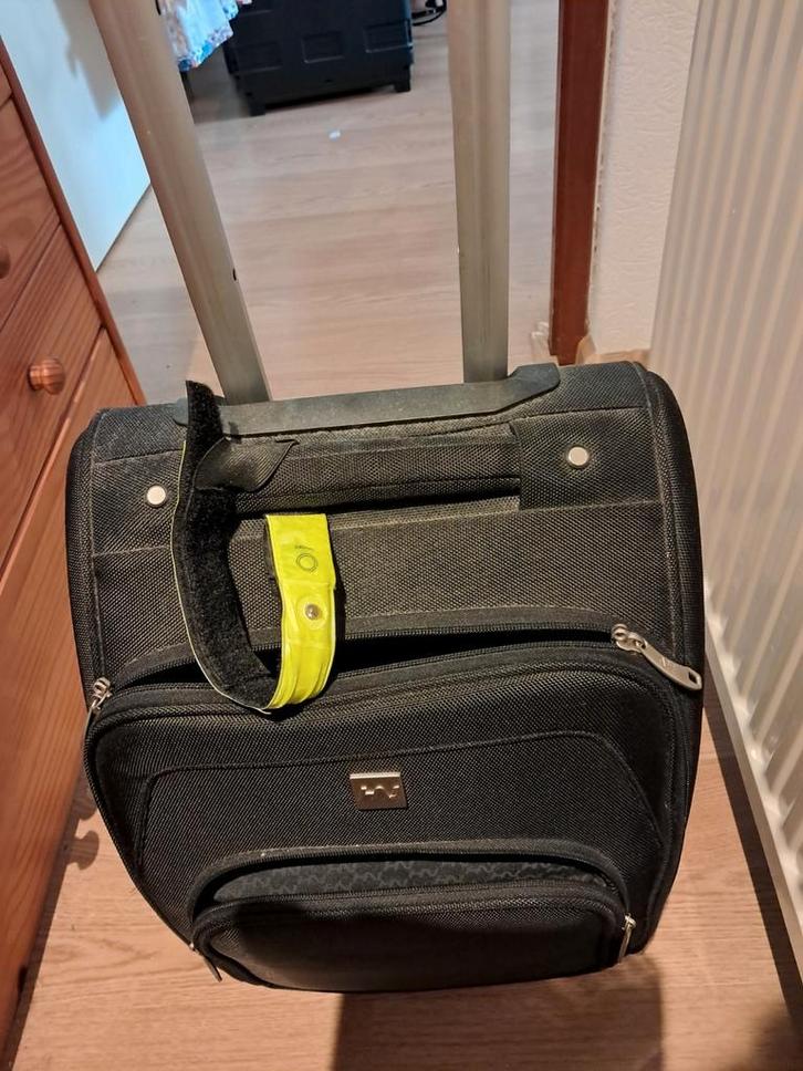 Zwart reiskoffertje, Motoren, Accessoires | Koffers en Tassen, Gebruikt, Ophalen