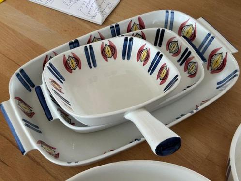 Rörstrand Sweden Delicat, Huis en Inrichting, Keuken | Servies, Zo goed als nieuw, Schaal of Schalen, Overige stijlen, Porselein
