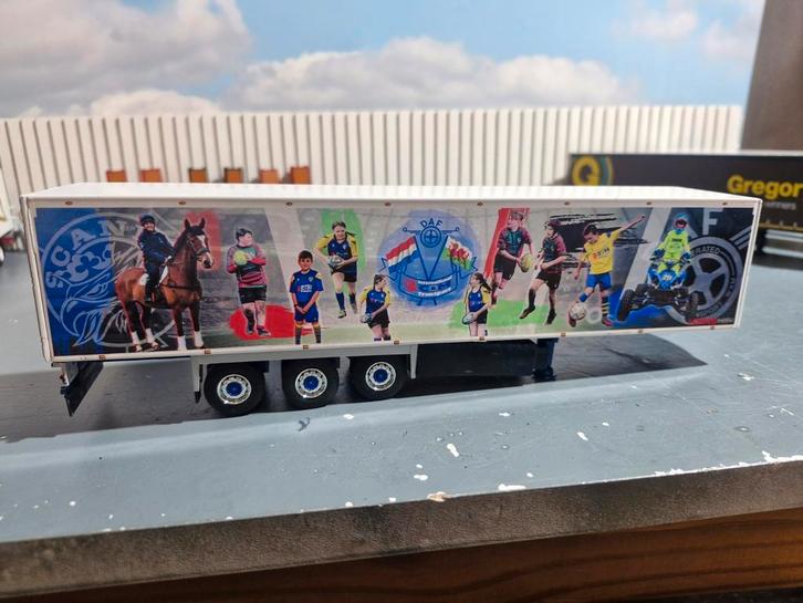 Koeltrailer wsi, Hobby en Vrije tijd, Modelauto's | 1:50, Zo goed als nieuw, Bus of Vrachtwagen, Wsi, Ophalen of Verzenden