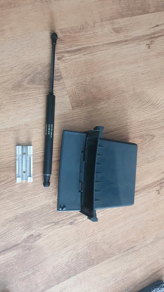 Gelijder beugel cabrio Mitsubischi Colt, Auto diversen, Autoradio's, Zo goed als nieuw, Ophalen of Verzenden