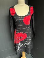 Zwart rode dames jurk van Desigual maat M, Kleding | Dames, Maat 38/40 (M), Zwart, Ophalen of Verzenden, Zo goed als nieuw