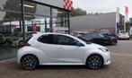 Toyota Yaris 1.5 Hybrid Executive Pano 17 inch, 450 kg, Gebruikt, Euro 6, Bedrijf