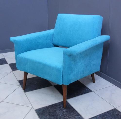 60 jaren blauwe velours DESIGN fauteuil stof opnieuw bekleed, Huis en Inrichting, Fauteuils, Gebruikt, Hout, Stof, 50 tot 75 cm
