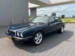 Jaguar XJ 3.2 V8 1999 Blauw, creme  Leder, Z.G.A.N, Auto's, Automaat, Achterwielaandrijving, Blauw, Particulier