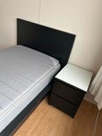 Mooi zwart Malm bed 90x200 met lades en nachtkastje, Huis en Inrichting, Slaapkamer | Bedden, Ophalen, 90 cm, Eenpersoons, Zwart