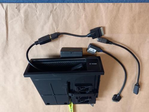 VW  USB-besturingseenheid / iPod-aansluiting, Auto diversen, Autoradio's, Nieuw, Ophalen of Verzenden