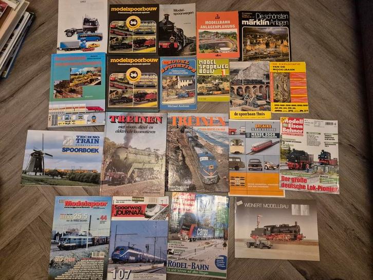 Modeltreinen LOOP/SLOOP boeken., Hobby en Vrije tijd, Modeltreinen | H0, Gebruikt, Boek, Tijdschrift of Catalogus, Wisselstroom