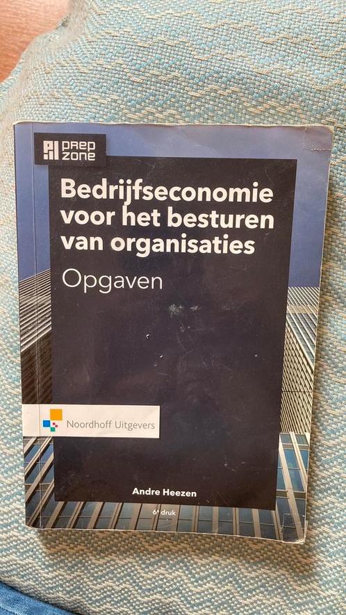 A.W.W. Heezen - Opgaven, Boeken, Economie, Management en Marketing, Zo goed als nieuw, Management, Ophalen of Verzenden