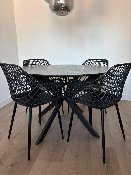 Nette Kuipstoel kunststof 4x, Huis en Inrichting, Stoelen, Zo goed als nieuw, Kunststof, Zwart, Ophalen of Verzenden