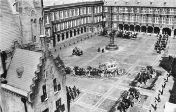 (381-004-015) Den Haag Madurodam beschikbaar voor biedingen