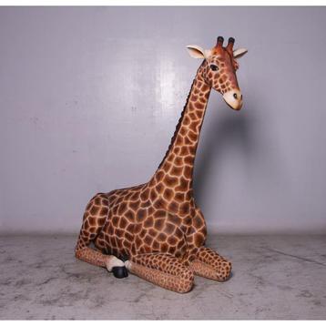 	 Sitting Giraffe beeld – Giraf Hoogte 200 cm beschikbaar voor biedingen
