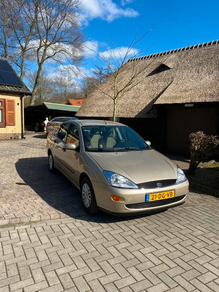 Ford focus 1.6 Ghia sedan, Auto's, Ford, Particulier, Focus, Centrale vergrendeling, Elektrische achterklep, Elektrische buitenspiegels