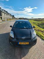 Toyota Yaris 1.3 16V Vvt-i 5DR 2009 Zwart, Auto's, Voorwielaandrijving, 1025 kg, 101 pk, 4 cilinders