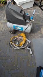 Compressor - FERM, Doe-het-zelf en Verbouw, 100 liter of meer, Ophalen, Gebruikt