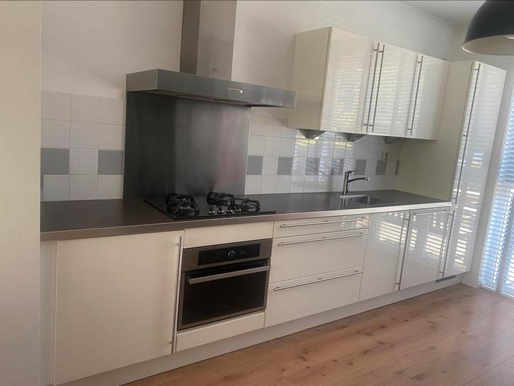 Brugman hoogglans witte keuken 380 cm, Huis en Inrichting, Keuken | Complete keukens, Gebruikt, Enkelwandige keuken, Wit, Kunststof