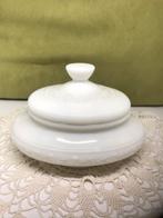 Vintage opaline bonbonniere (271219), Huis en Inrichting, Keuken | Servies, Ophalen of Verzenden, Overige stijlen