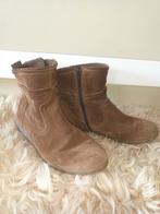 Suède laarsjes bruin van hush puppies maat 39, Bruin, Lage of Enkellaarzen, Ophalen of Verzenden, Zo goed als nieuw