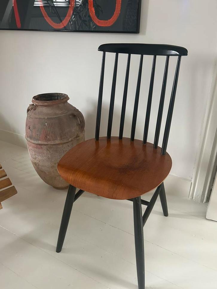Vintage Tapiovaara spijlenstoel, Huis en Inrichting, Stoelen, Zo goed als nieuw, Eén, Zwart, Ophalen of Verzenden