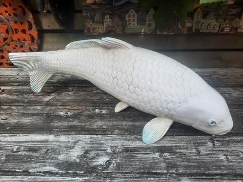 Koikarper van kunststof LXBXH = 68x25x27cm (Nette staat), Dieren en Toebehoren, Vissen | Vijvervissen, Karper of Koi