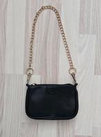 Zwart Schoudertasje met Gouden Ketting, Ophalen, Zo goed als nieuw, Zwart, Schoudertasje