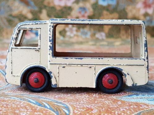 Electric Van oude Dinky Toys modelauto uit Engeland 8,4 cm., Antiek en Kunst, Antiek | Speelgoed, Ophalen of Verzenden