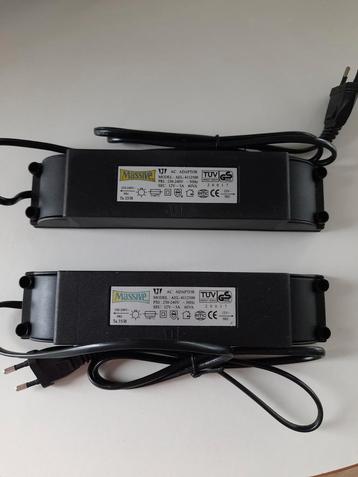 1 transformator merk Massive.
Voor voltage zie de foto's

 beschikbaar voor biedingen